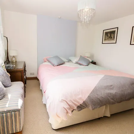 度假居 Auburn House *